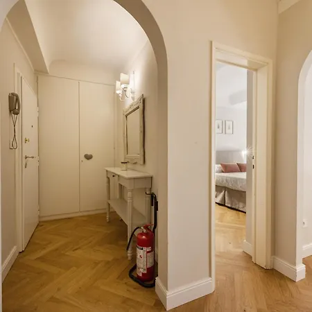 Apartment Emma By Mmega *